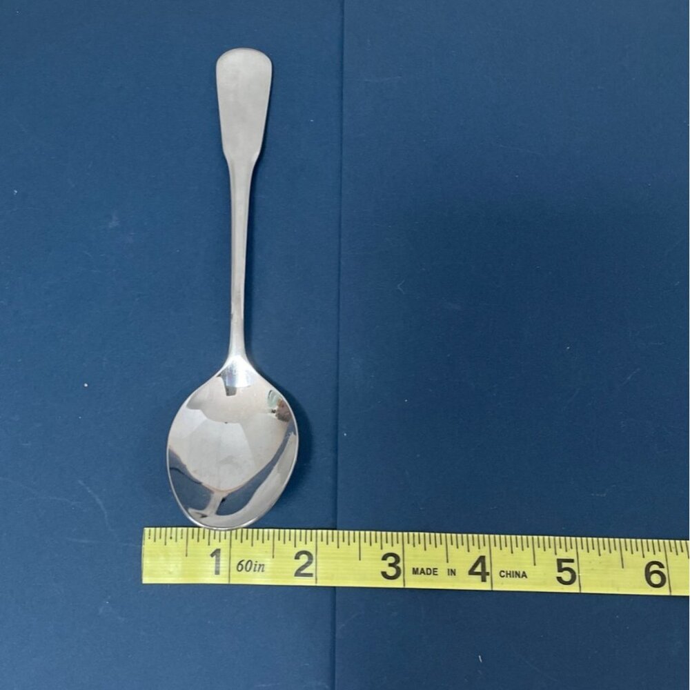 Vintage Oneida Yorktowne Pattern Oval Soup Spoon 18/8 Stainless Steel Flatware - Picture 6 of 6